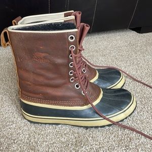 Sorel brown leather waterproof boots